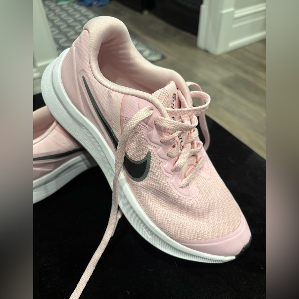 Nike Pink Athletic Shoes youth 3.5